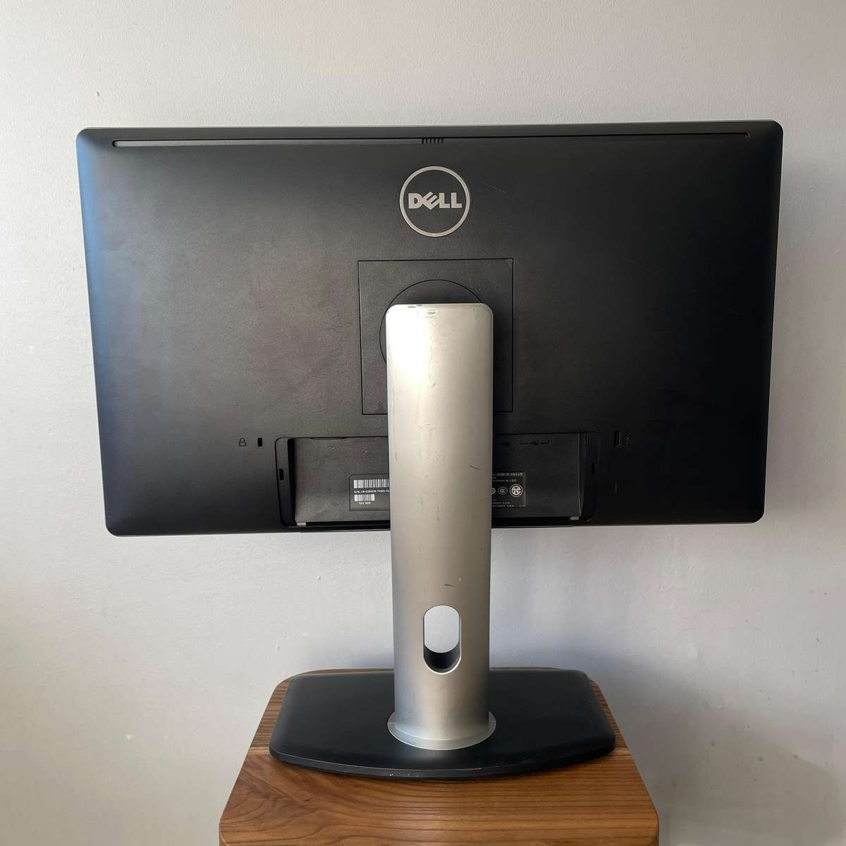 Dell 24 Inch Monitor P2414Hb