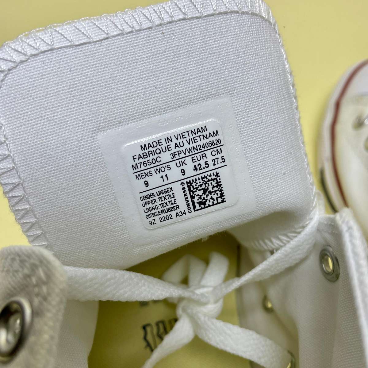 Men Converse All Stars High Top White Size 9