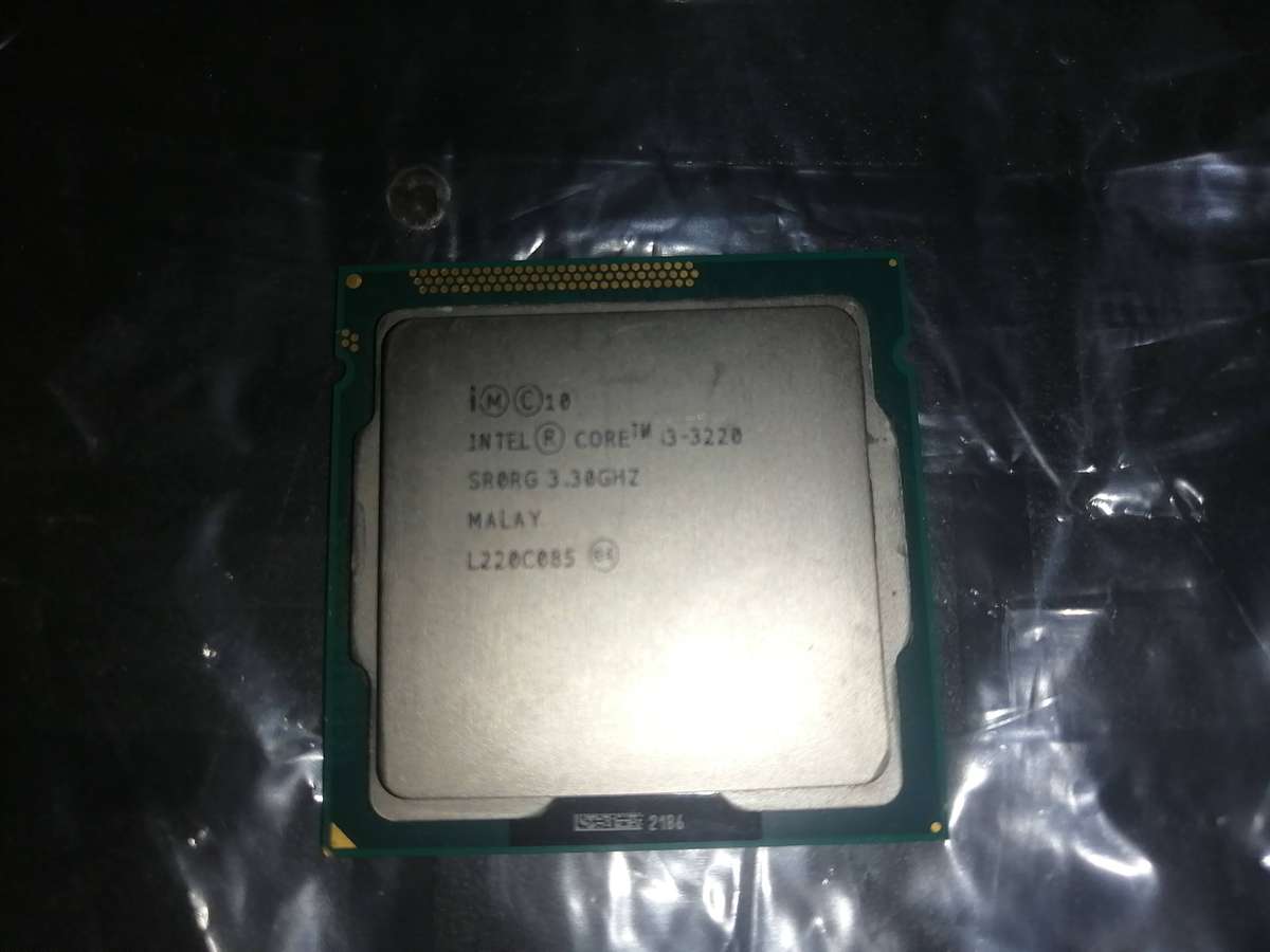 Intel Core i3 - 3220