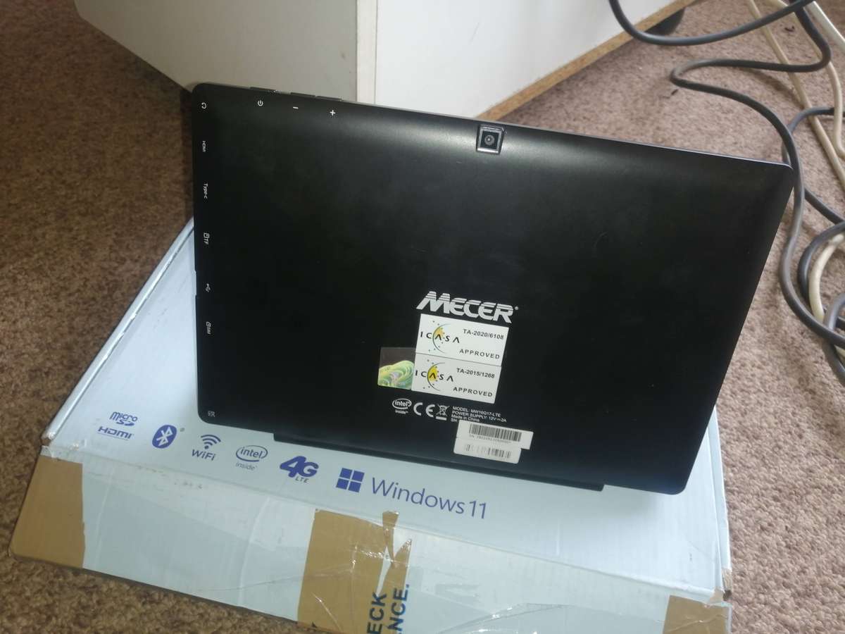 Mecer Xpress Executive MW10Q17-LTE 10.1-inch HD 2-in-1 Tablet