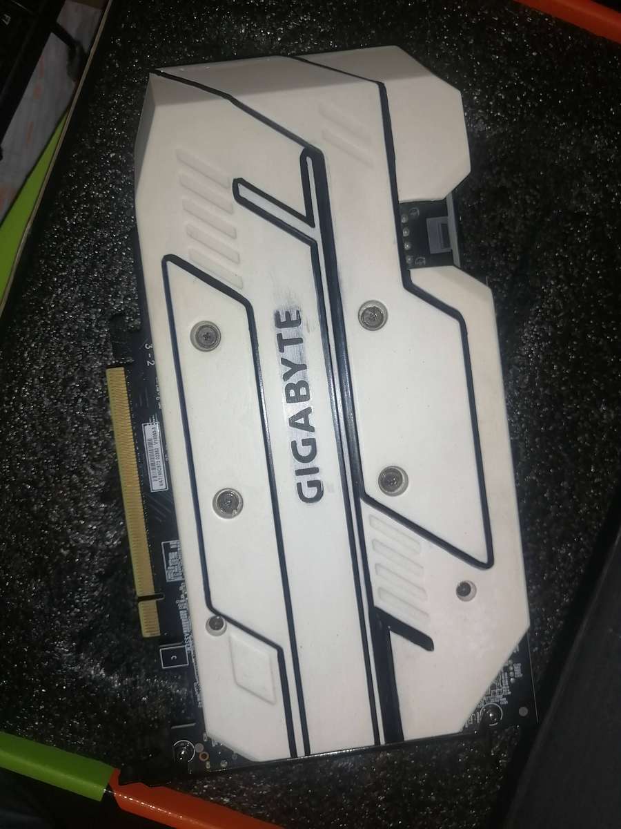 GIGABYTE GEFORCE GTX 1660Ti "Clearance"