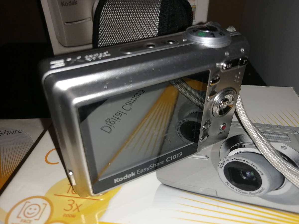 Kodak EasyShare C1013 Digital Camera
