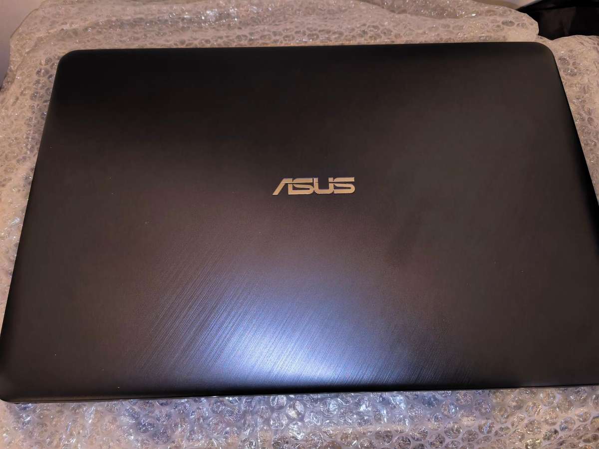 Asus X543M Laptop - Intel N4020, 4GB LPDDR4 RAM, 1TB HDD