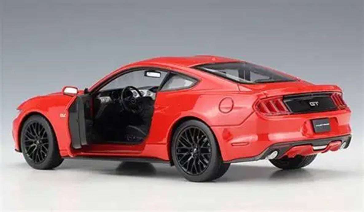 Ford Mustang GT Red 2015 1/24 Scale WELLY 24062RED