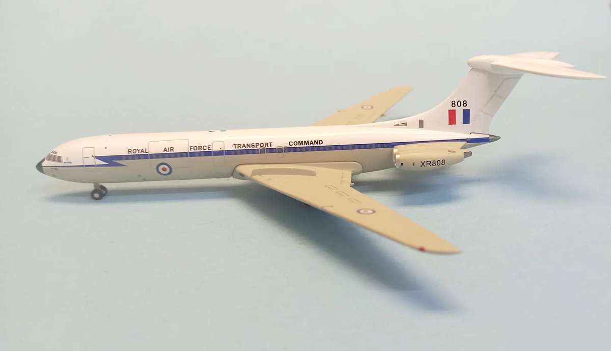 Vickers VC-10 RAF -1/400 Scale (Jet X)(JX411)(TAS4346)