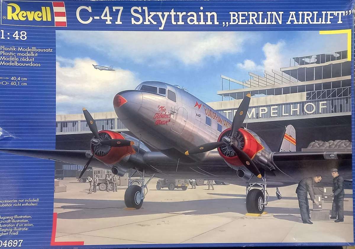 C-47 Skytrain 'Berlin Airlift'- 1/47 Scale (Revell)(REV04697)(ON0160)