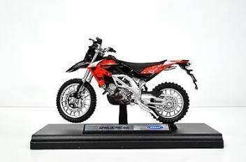 Aprilia RXV 450 Red/Black 1/18 Scale WELLY 12827PW