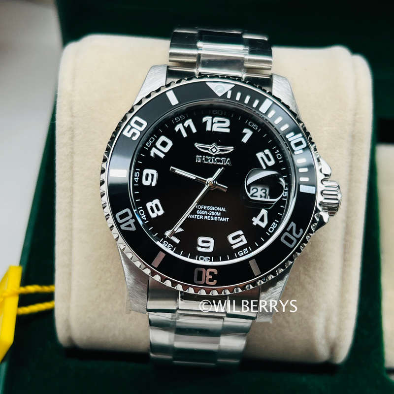 Invicta Sea Urchin 200m Dive 40mm Watch Silver/Black