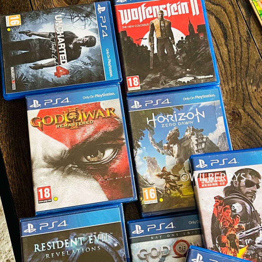 PS4 Console + 10 Game Bundle Dishonoured 2, God of War, MGSV, Horizon and more
