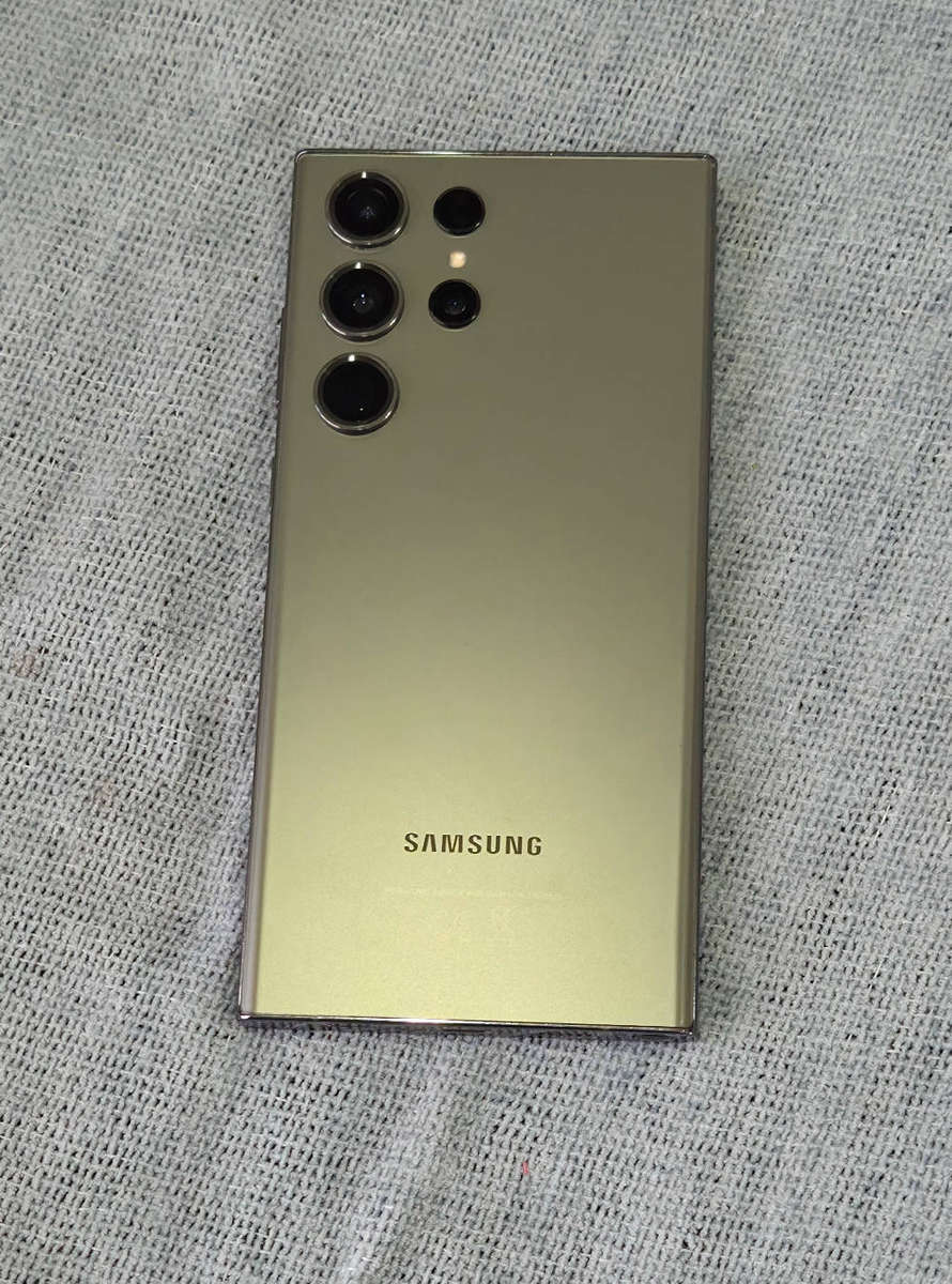 ***SAMUNG 23 ULTRA***