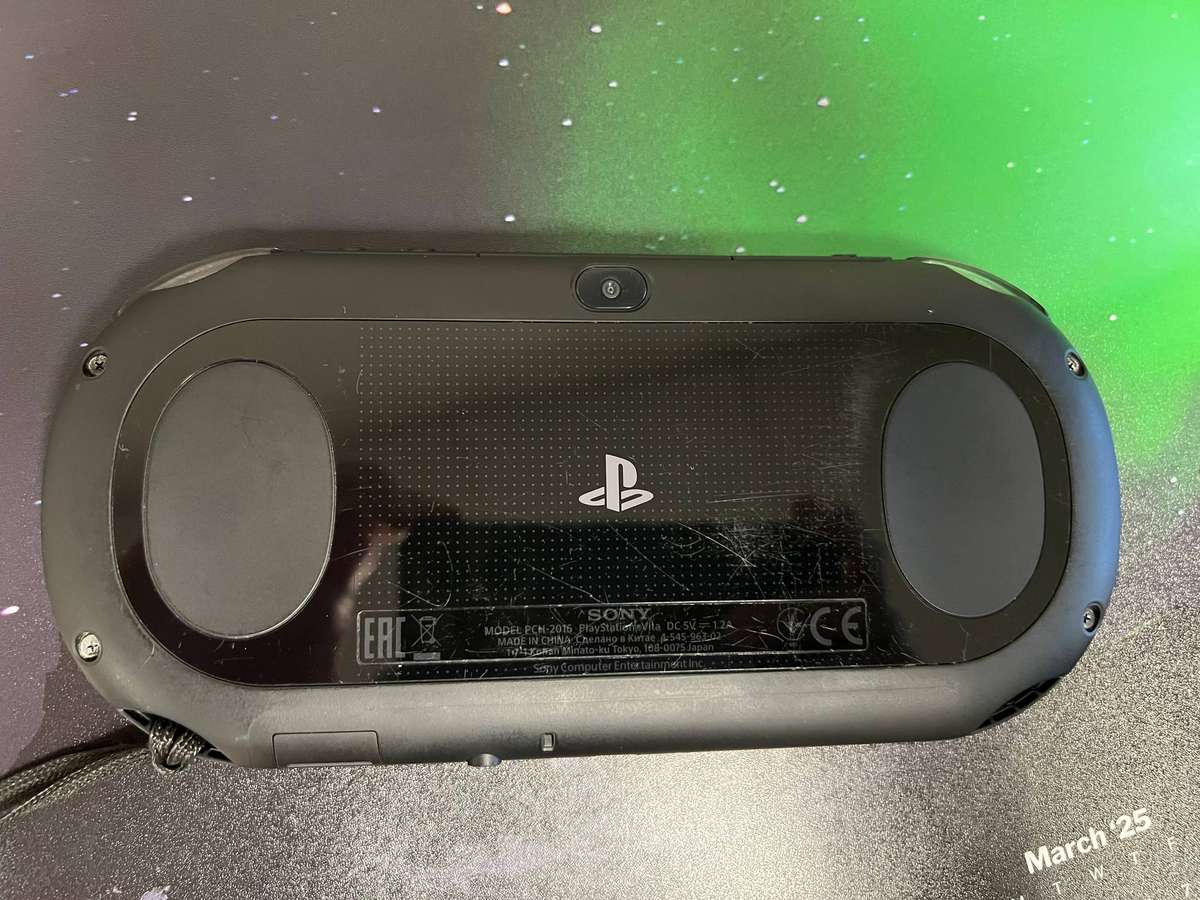 PS Vita Slim (PCH-2000 series)