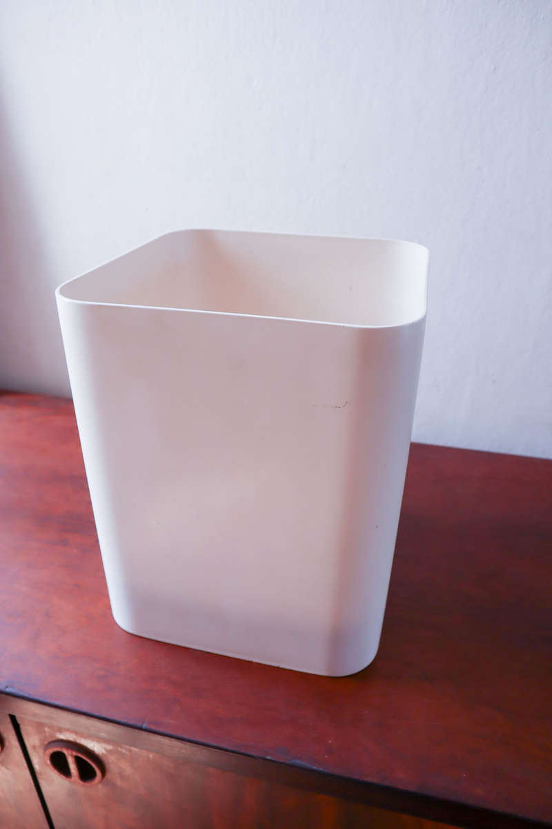 Plastic BASKET model 4672, designed by Ufficio Tecnico Kartell