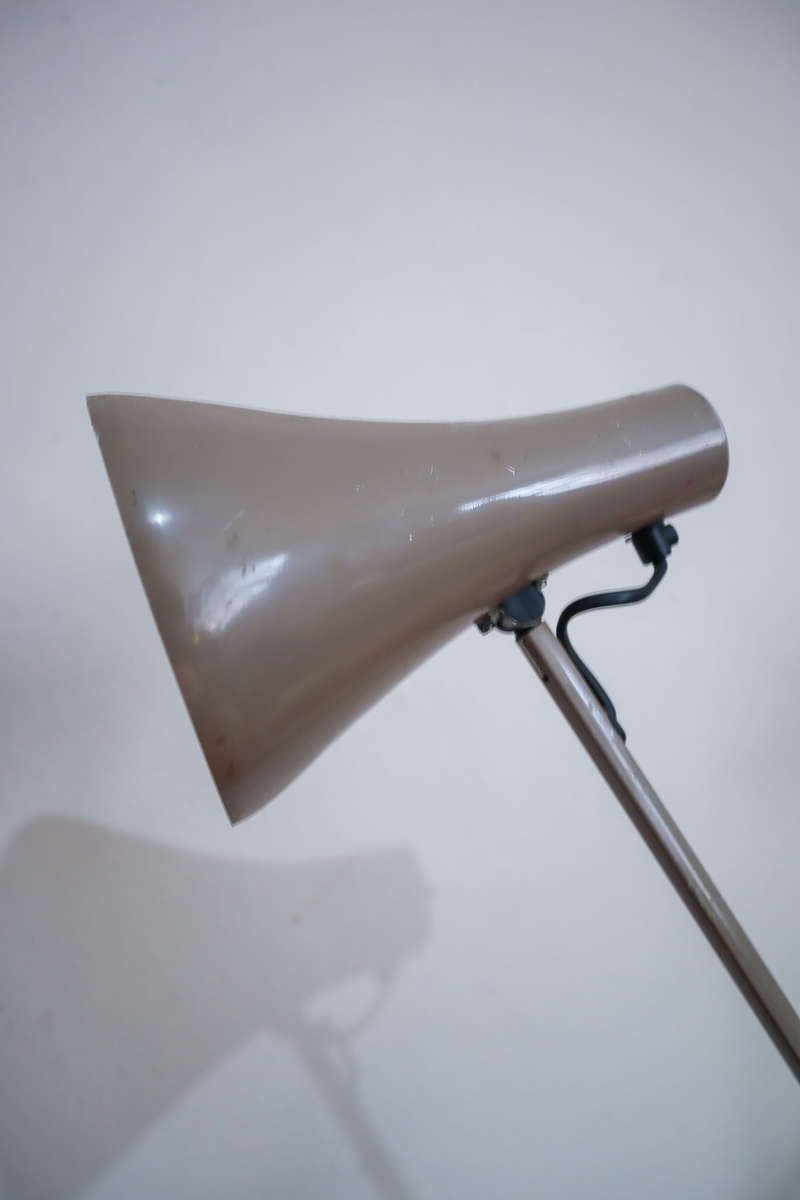 An Authentic Model 90 Angelpoise Vintage Lamp (1973  1985)