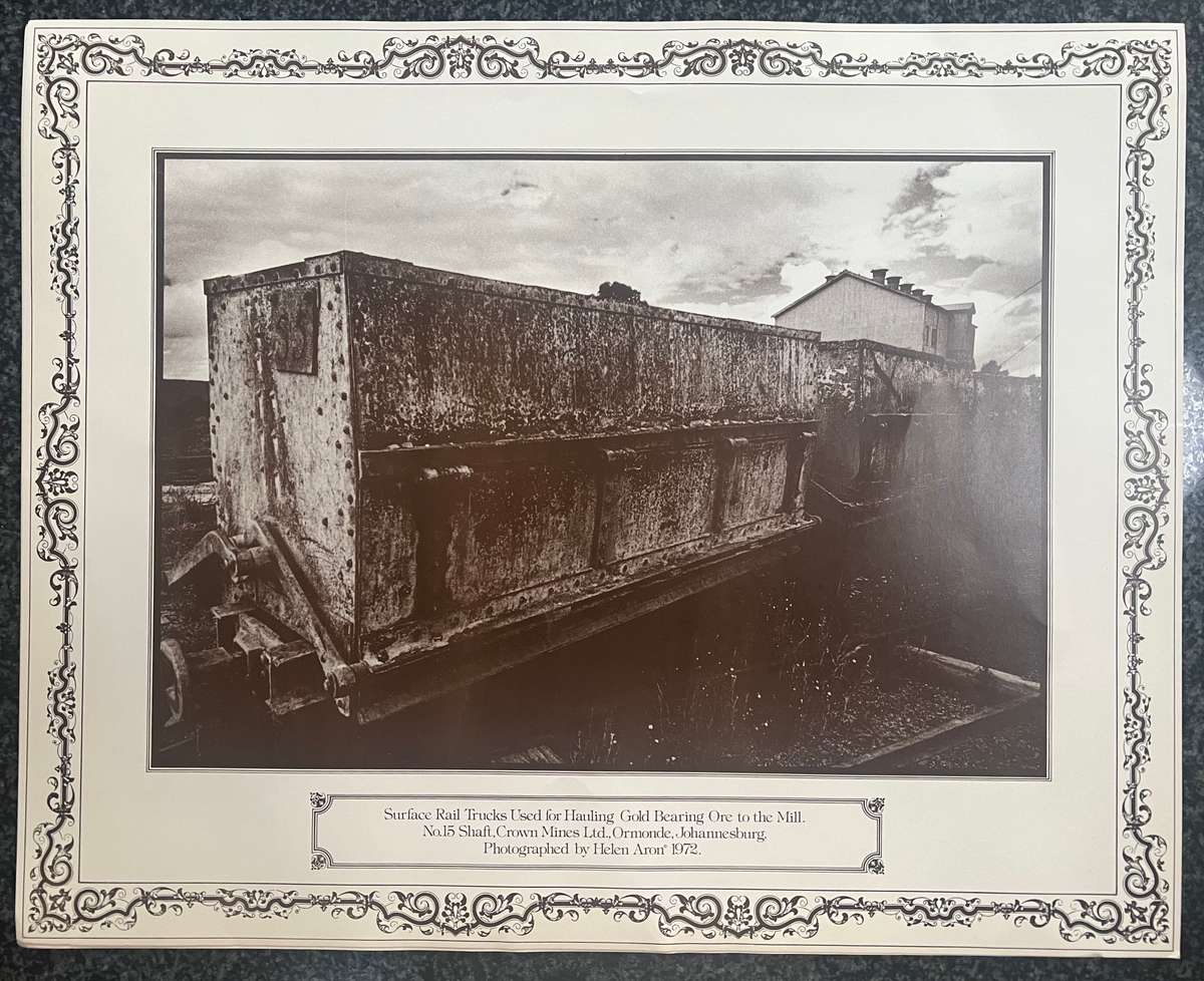 SIGNED! 1 x COLLECTION OF 4 PRINTS WITWATERSRAND HERITAGE COMMEMORATIVE ISSUE PORTFOLIO