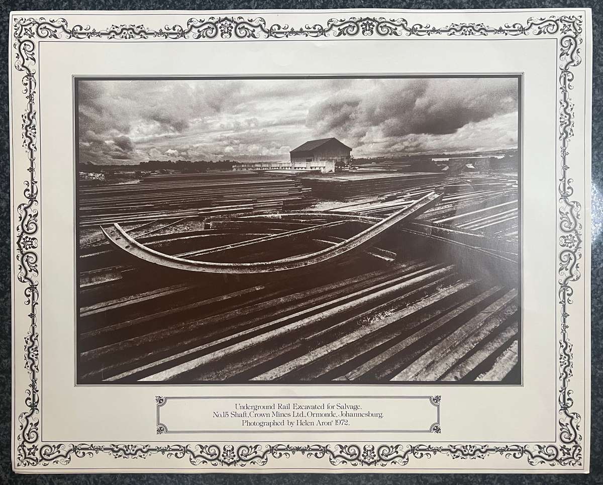 SIGNED! 1 x COLLECTION OF 4 PRINTS WITWATERSRAND HERITAGE COMMEMORATIVE ISSUE PORTFOLIO