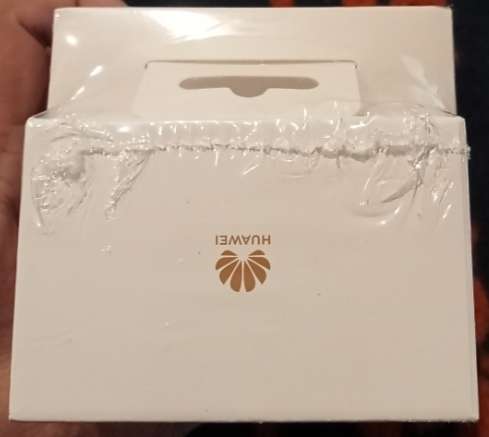 Huawei Nova 12 SE + Huawei Free buds 2 ***Still Sealed***