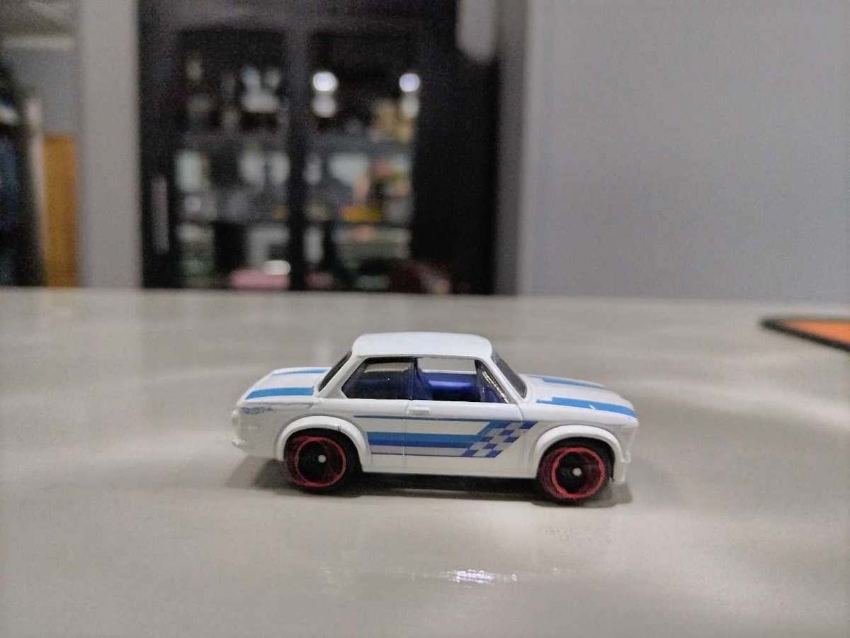 Hot Wheels BMW 2002 Loose