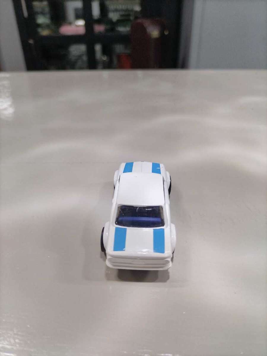 Hot Wheels BMW 2002 Loose