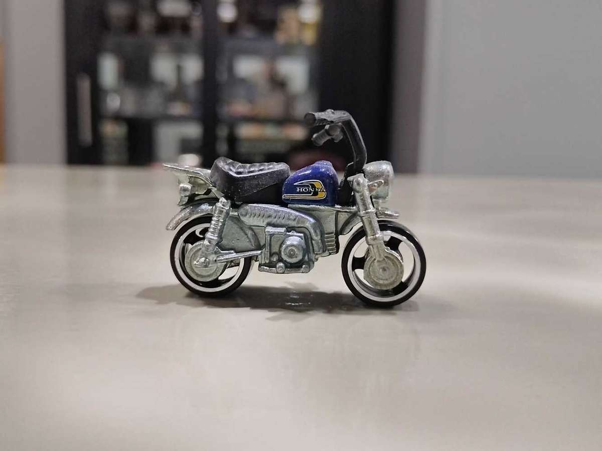 Hot Wheels Honda Z50 Blue
