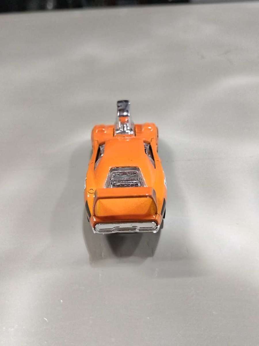 Hot Wheels 2017 Tooned Dodge Charger Daytona Loose