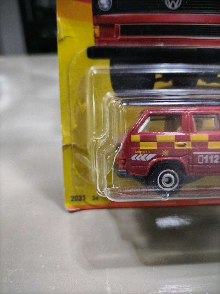 Matchbox 1990 Volkswagen Transporter Crew Cab