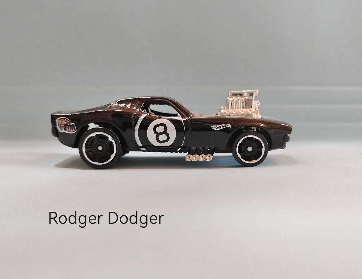Hot Wheels Rodger Dodger