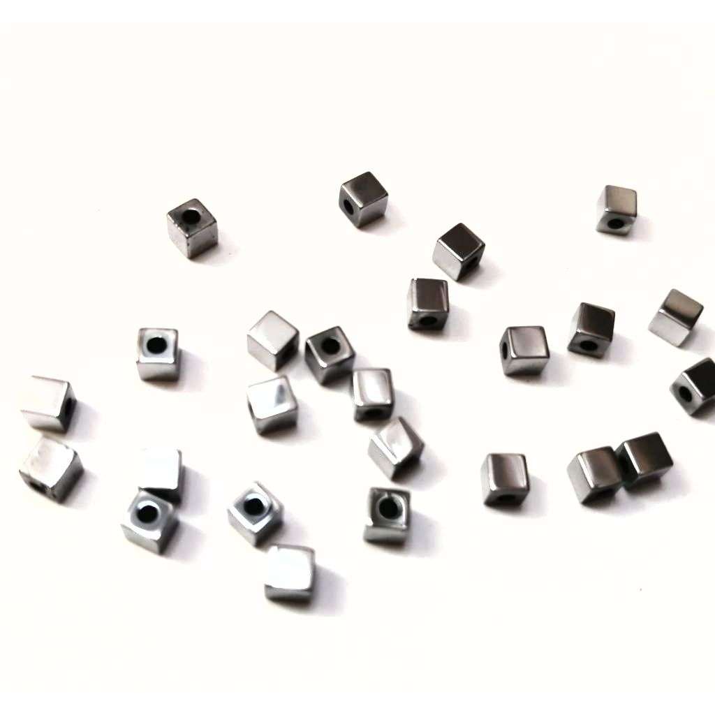 Beads / Hematite Beads - 3mm- Cubes - silver plated- 25pcs / Beads for crafting