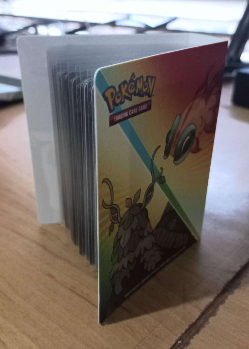 Pokemon Mini Album with 60 Pokemon Cards
