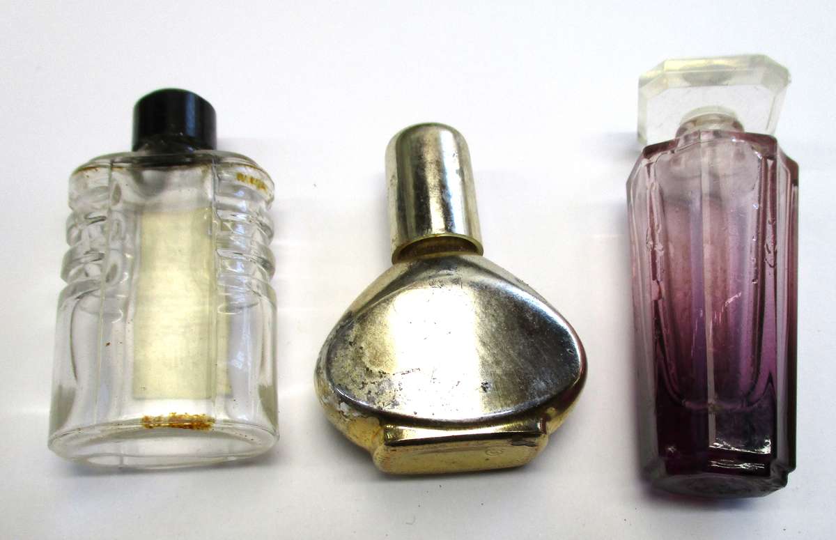 Lot - Vintage small Perfume Bottles