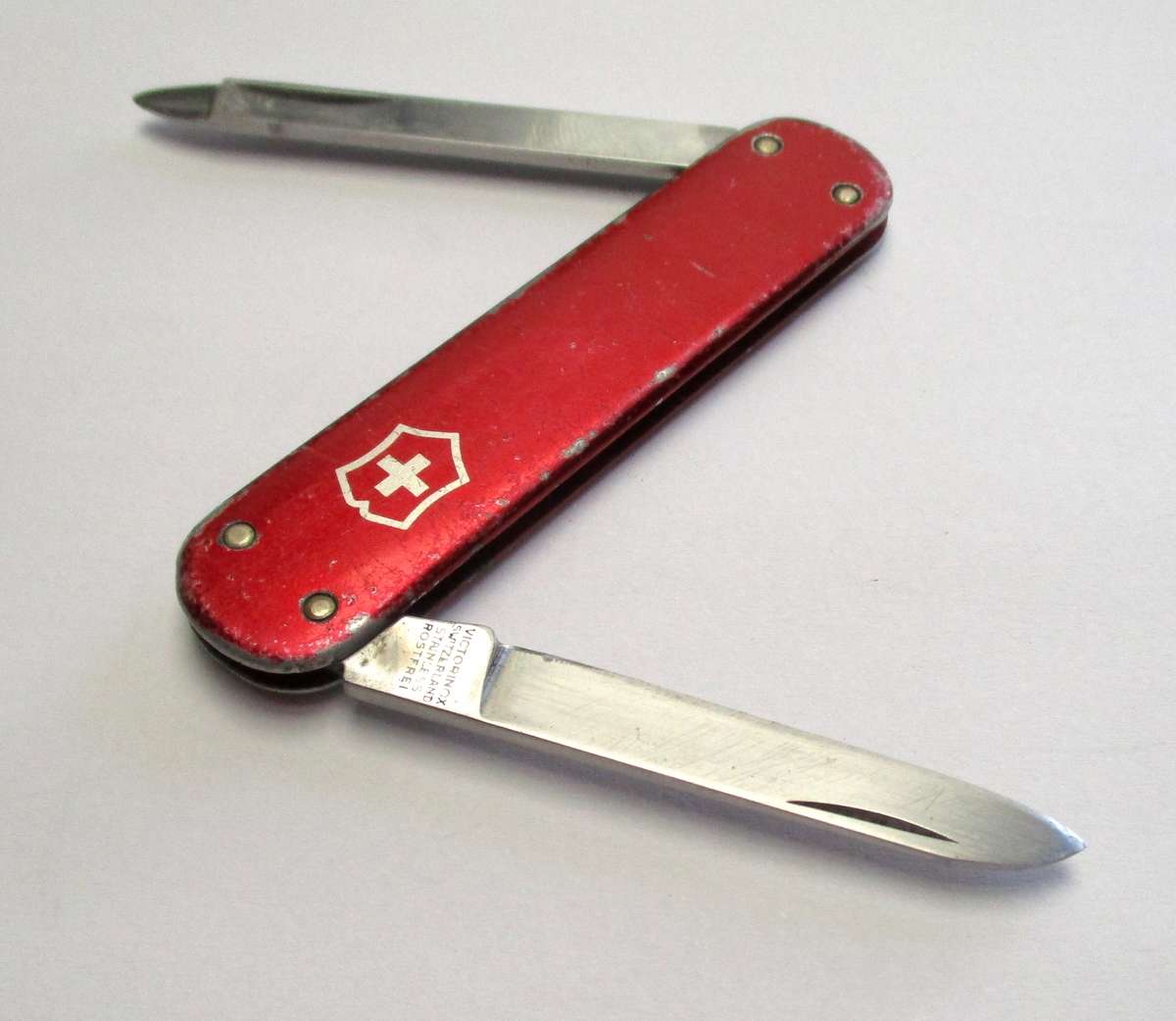 Victorinox Swiss Army Knife - Escort 74mm Alox - Discontinued