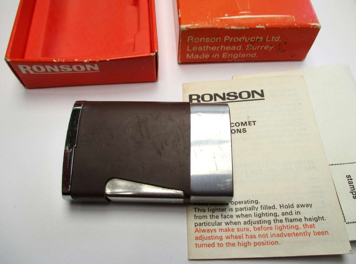 Vintage Ronson Comet Varaflame Gas Lighter - British Leyland - Original box and papers