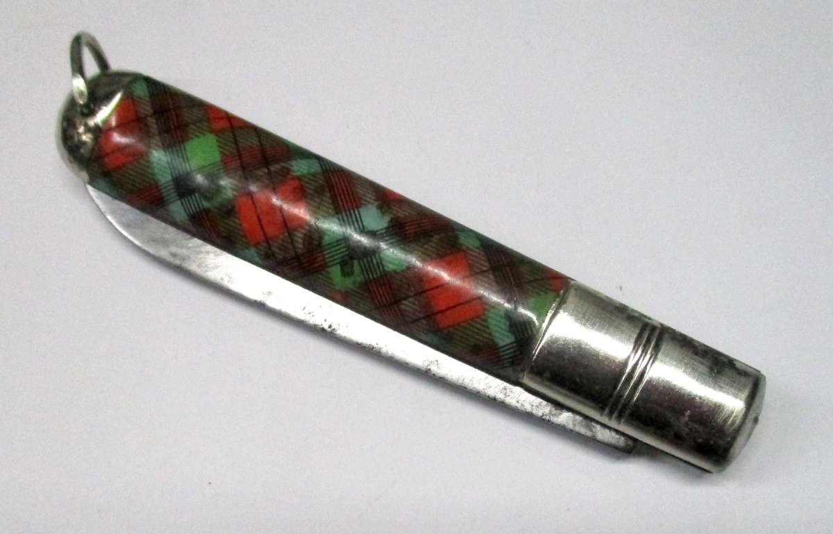 Vintage Tartan Richards (Lamp post) Pocket knife Made in Sheffield, England