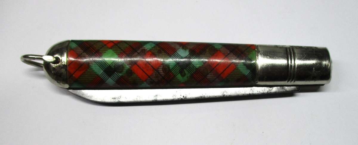 Vintage Tartan Richards (Lamp post) Pocket knife Made in Sheffield, England