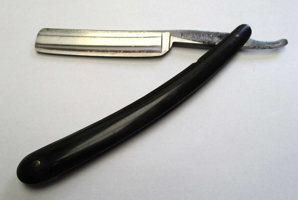 Vintage Bismark Cut throat razor / straight razor