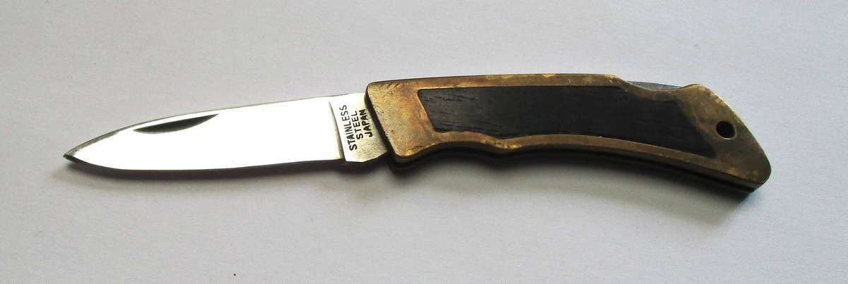 Vintage folding knife - made in Japan