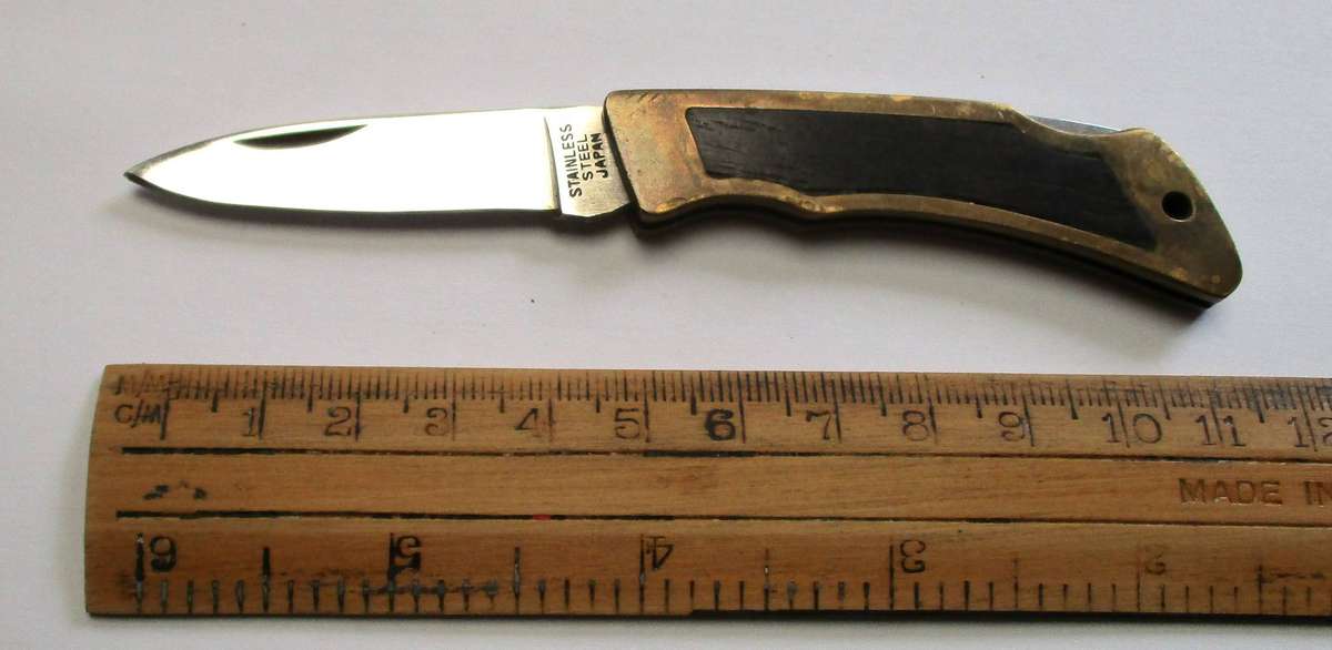 Vintage folding knife - made in Japan