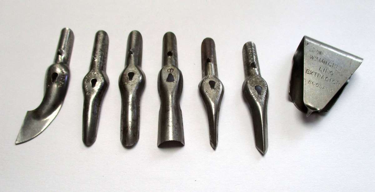 William Mitchell Printmakers Lino tools / blades and extractor tool.