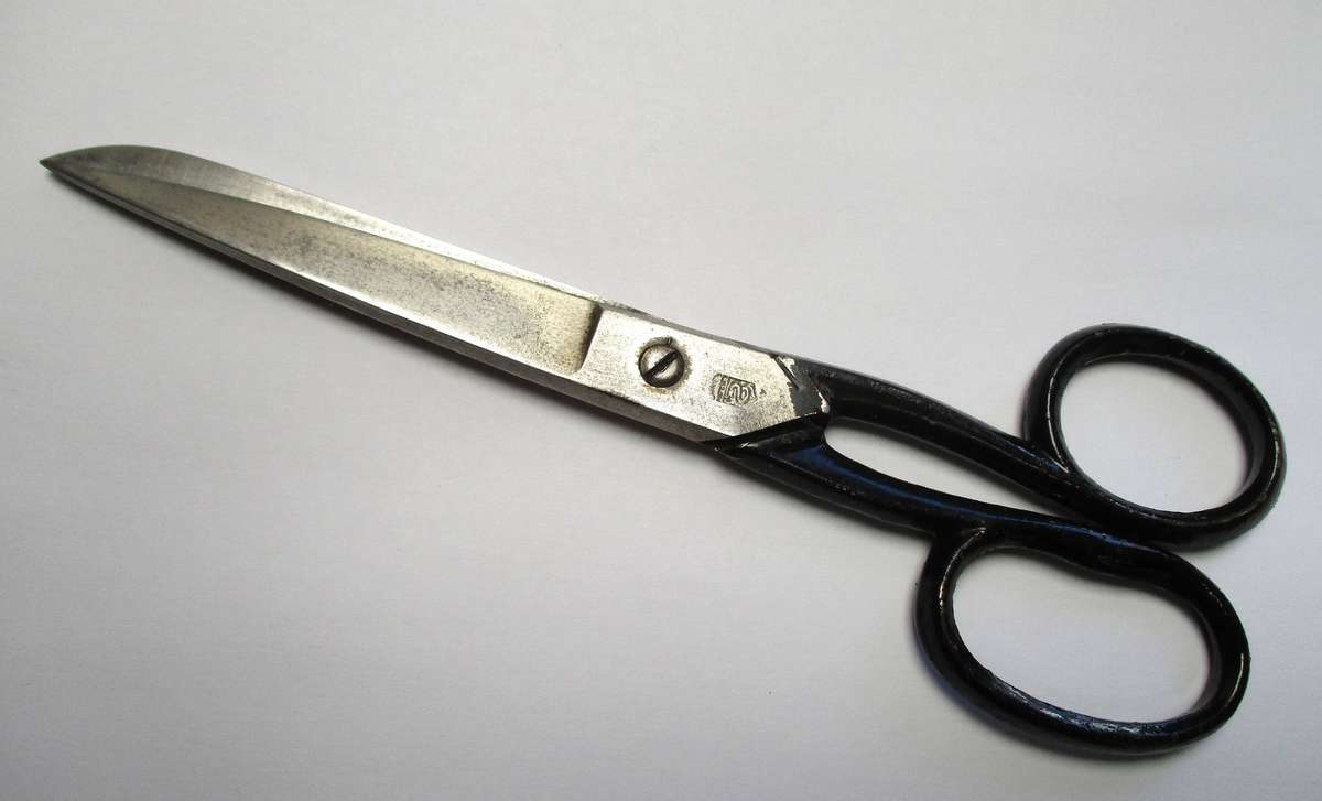 Vintage Garantito Martellato Scissors - Made in Italy