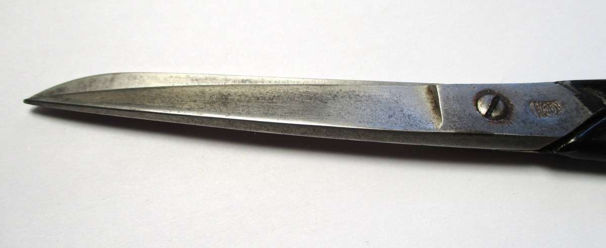 Vintage Garantito Martellato Scissors - Made in Italy