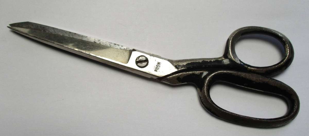 Vintage BUSM Scissors