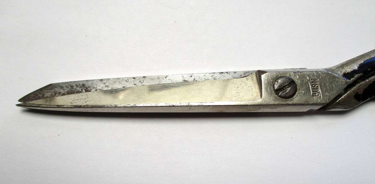 Vintage BUSM Scissors