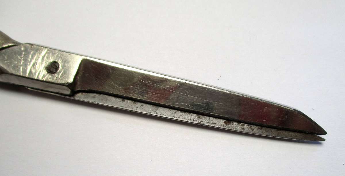 Vintage BUSM Scissors