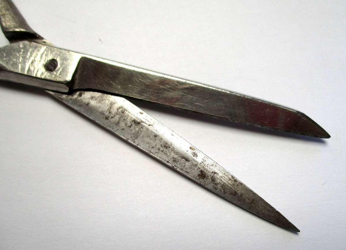 Vintage BUSM Scissors