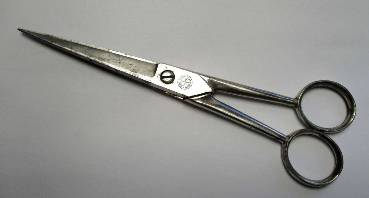 Vintage Solingen, German made Scissors - Dorko ( pre 1945)