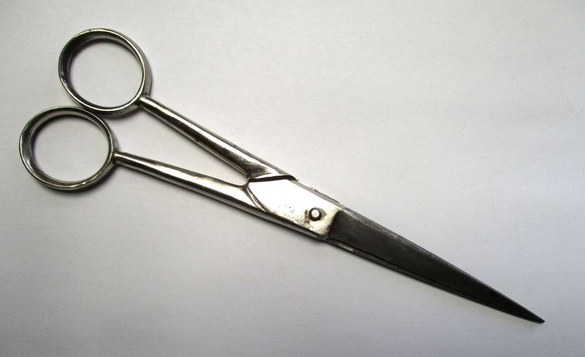 Vintage Solingen, German made Scissors - Dorko ( pre 1945)
