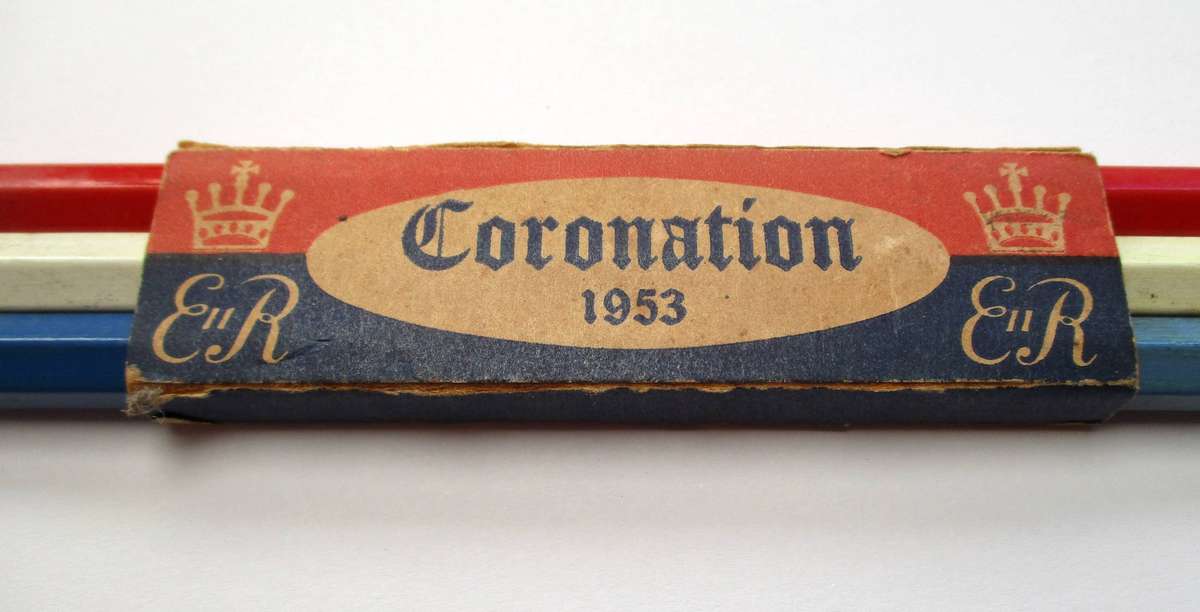 British Elizabeth II Coronation Commemorative Pencil Set - Flag colours - 1953 / UK