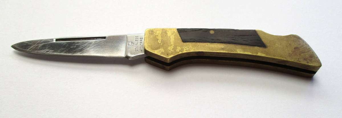 Vintage Folding Knife - Japan made, P mark.