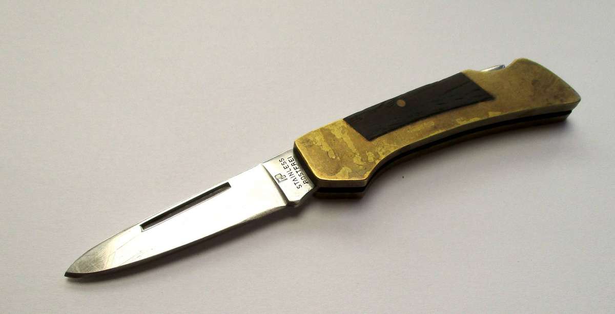 Vintage Folding Knife - Japan made, P mark.
