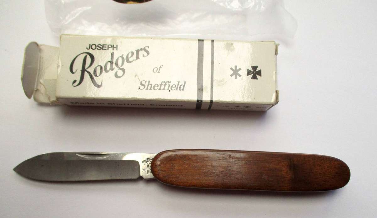 Joseph Rodgers Folding knife / pocket knife - Stinkwood