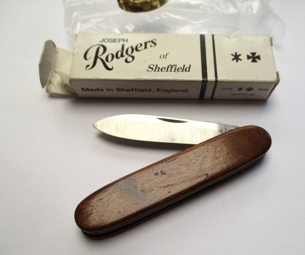 Joseph Rodgers Folding knife / pocket knife - Stinkwood